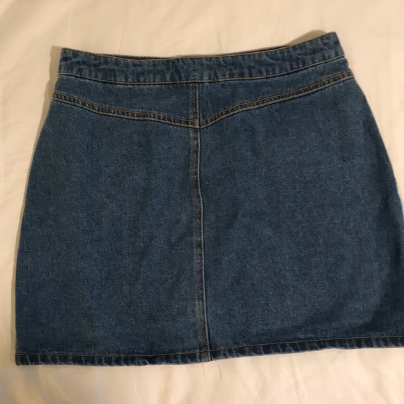 FOREVER21 | Button Up Jean Skirt - Picture 2 of 4